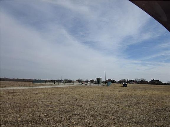 4th image of 12750 Highway 287