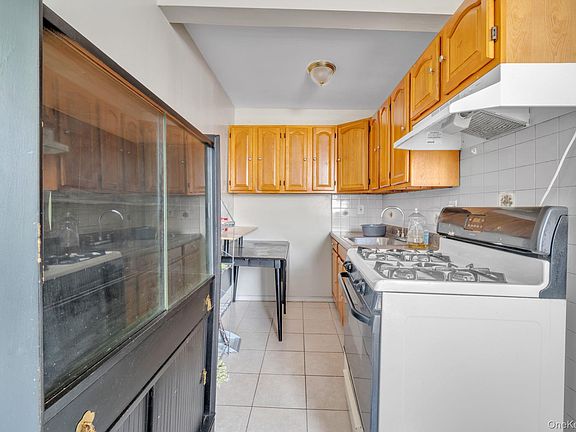 5th image of 1232 E 92nd Street