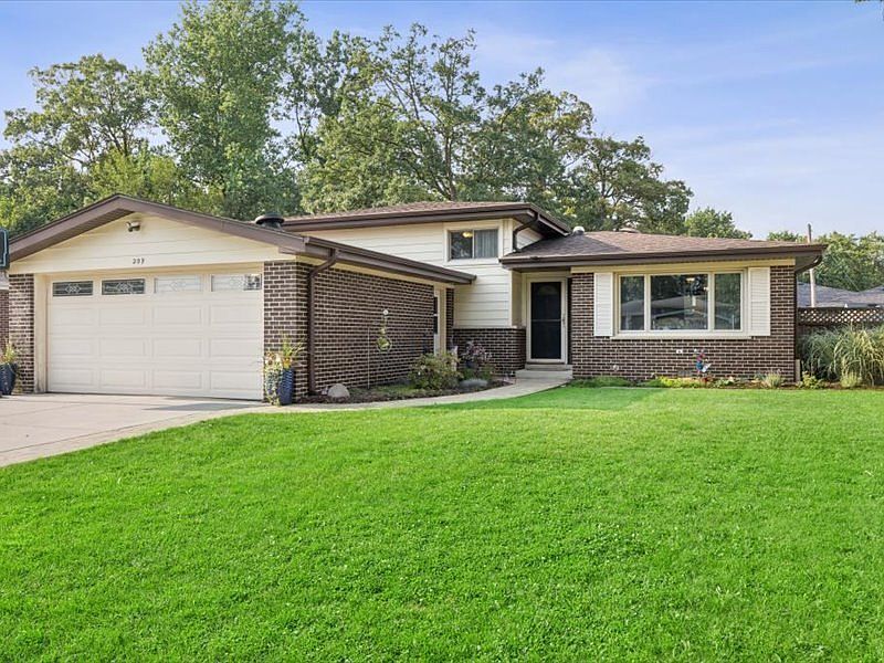 1st image of 209 Murray Dr