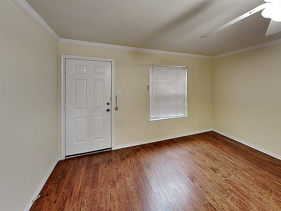 4th image of 3430 W 4th St #3