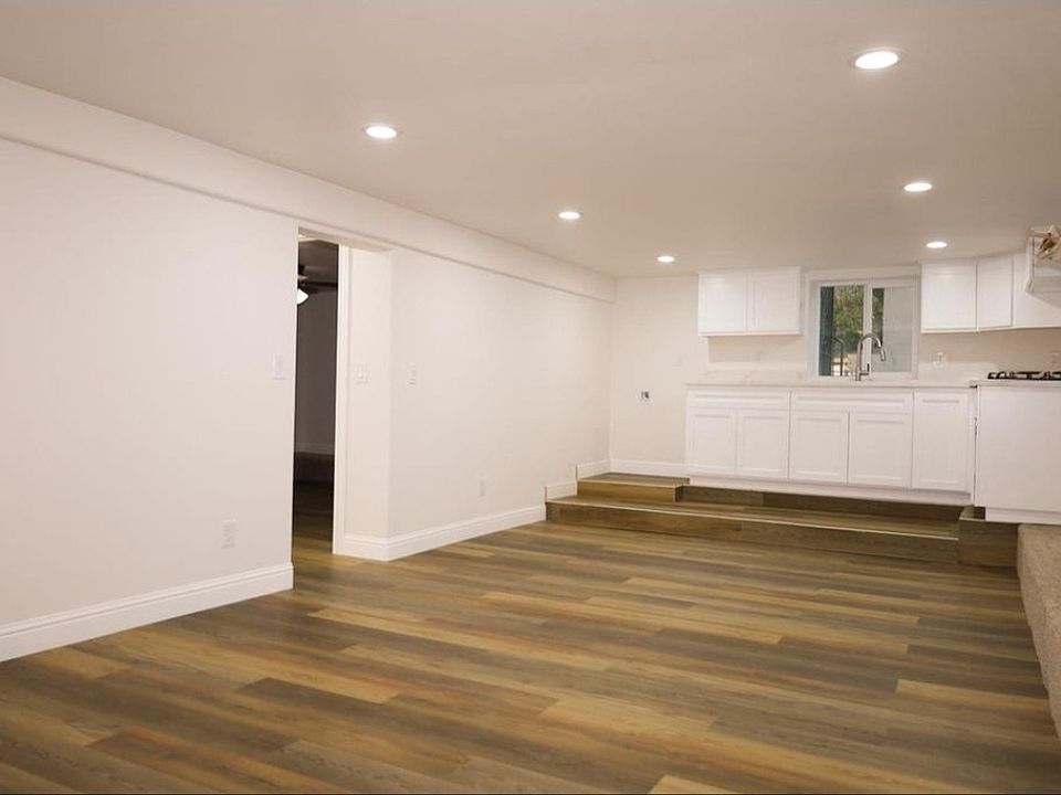 1st image of 1926 S San Joaquin St #1