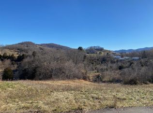 Hillside Dr, Elizabethton, TN 37643