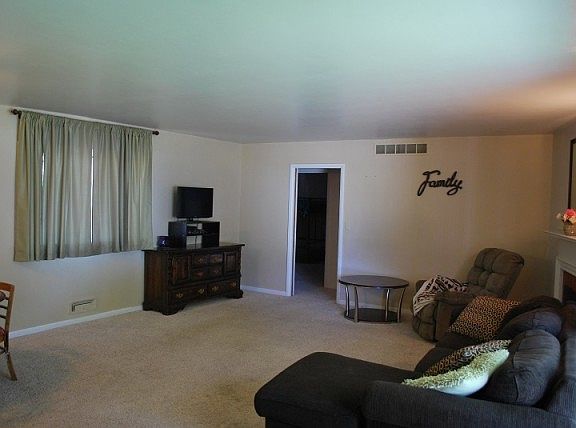 3rd image of 1405 9th Ave