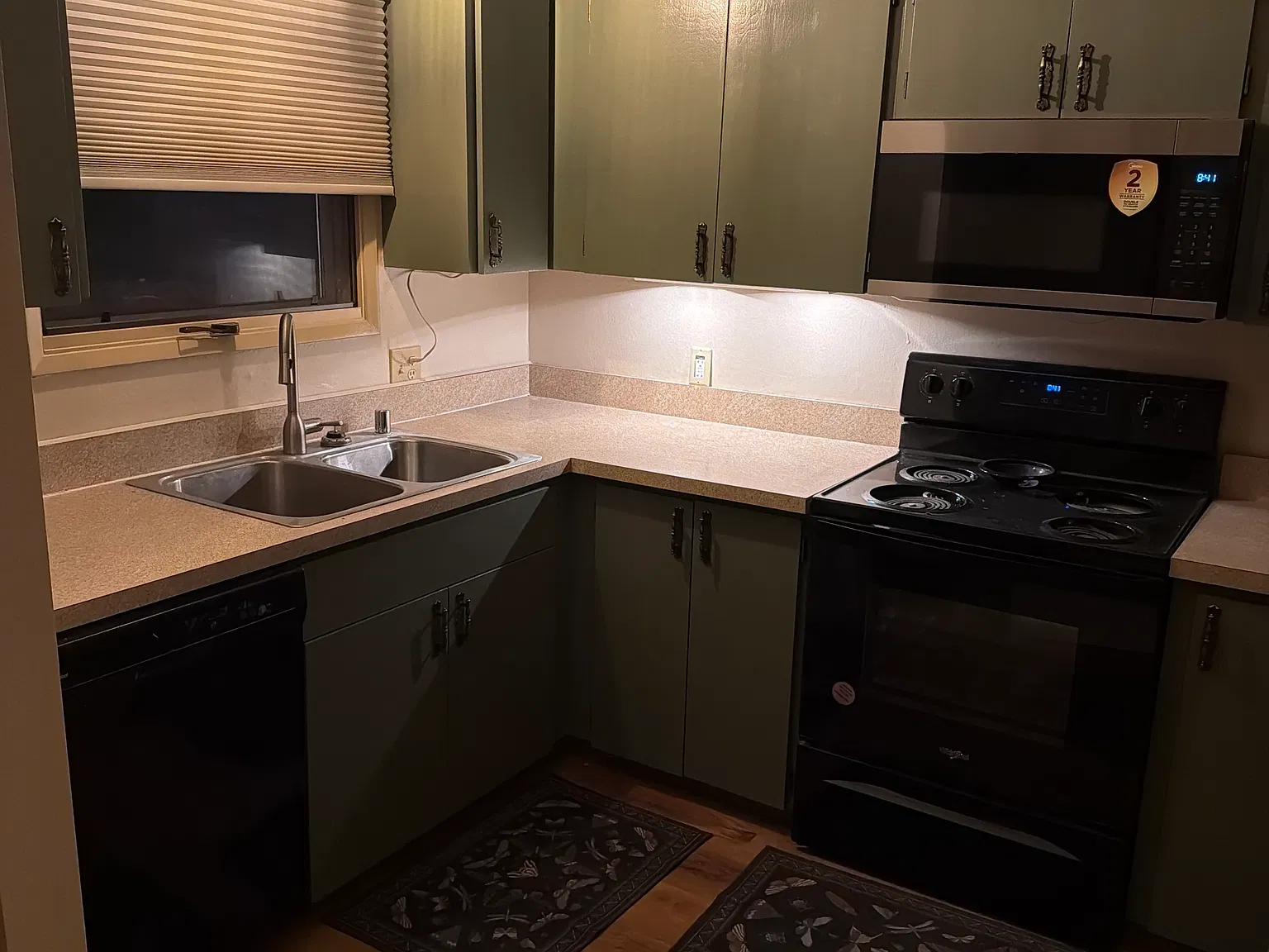 3 bed, 1625 sqft, $2,495 — Photo 4