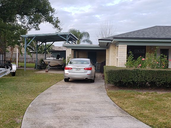 2nd image of 929 17th Ave N