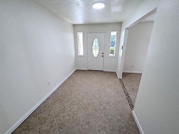 5th image of 809 Glen Hollow Dr