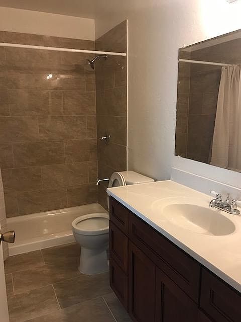 2nd image of 2172 Amberwood Ln