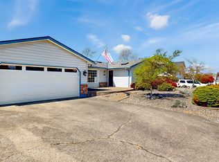215 S 30th St, Mount Vernon, WA 98274