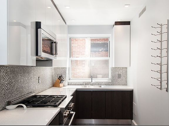 5th image of 139 W 82nd St #6C