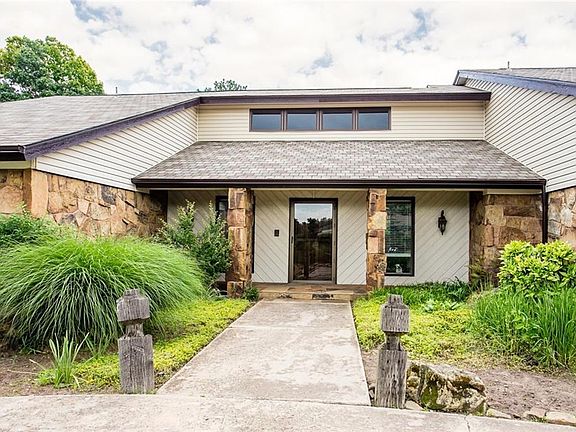 5th image of 2122 Bonnycastle Ln