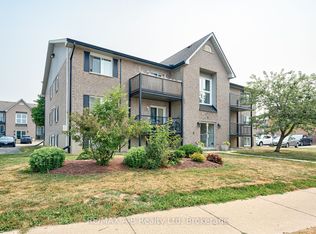 50 Campbell Ct #106, Stratford, ON N5A 7T6