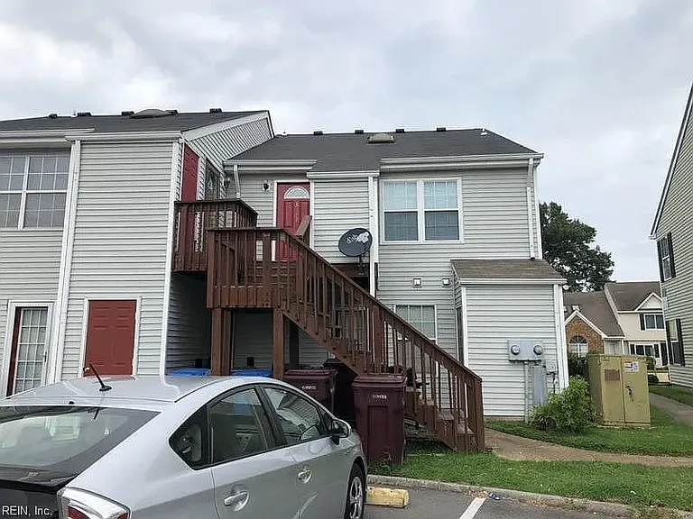 3327 Clover Meadows Dr — Photo 17