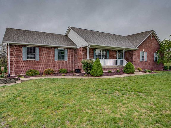 3rd image of 133 Starshine Ct