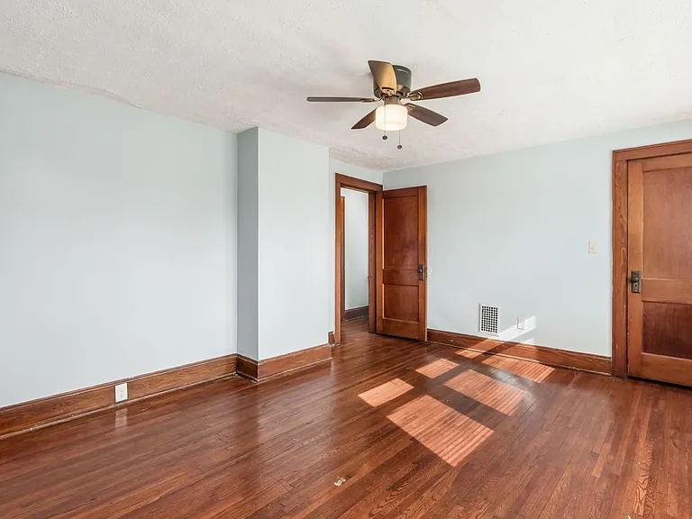 255 Belvidere Ave — Photo 13