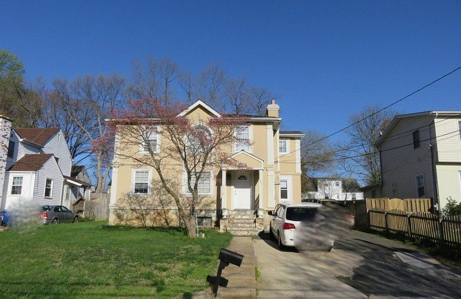 1st image of 2917 Monroe Pl