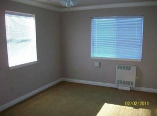 3608 NE 44th St #10, Seattle, WA 98105