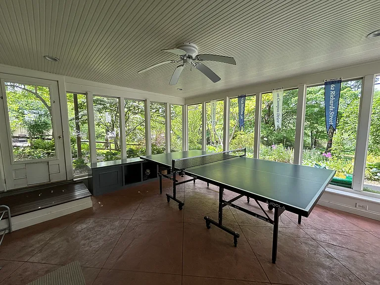62 Richards St — Photo 30
