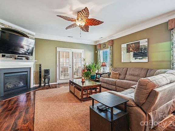 4th image of 10486 Tintinhull Dr