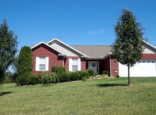 113 Prosperity Dr, Baxter, TN 38544