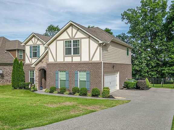 2nd image of 4306 Silver Oaks Dr