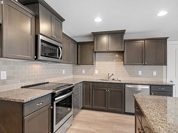 4th image of 14125 NE 7th Ct