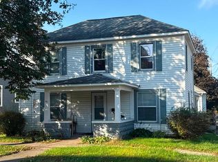 241 N Beaumont Rd, Prairie Du Chien, WI 53821