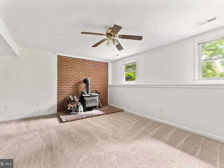12820 Lake Wilderness Ln — Photo 19