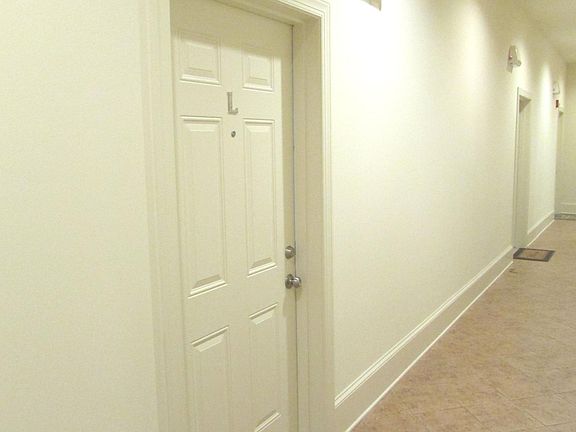 2nd image of 9 S Brunswick St APT E