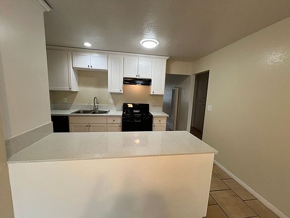 4th image of 7430-36 Carie Ln #7434