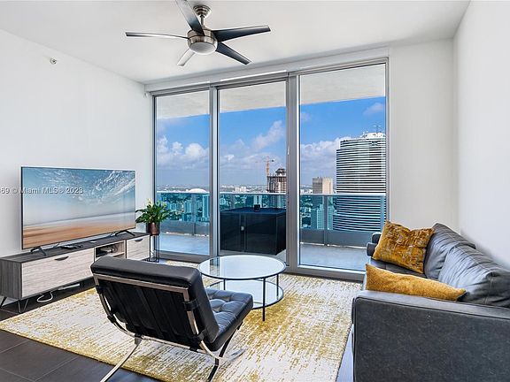 2nd image of 200 Biscayne Boulevard Way APT 4812