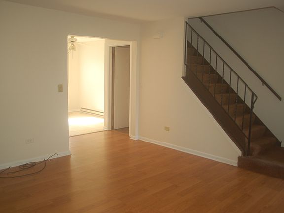 5th image of 319 S Jefferson St #0