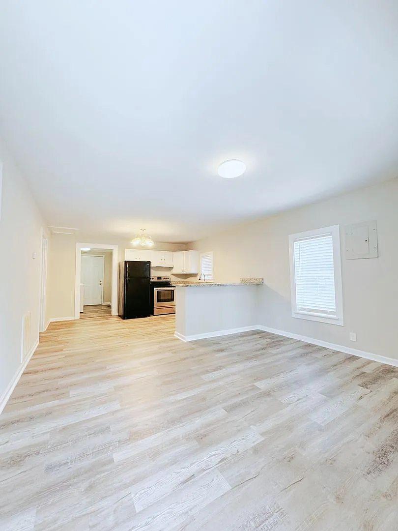 Single family home minutes to downtown Durham! — Photo 2