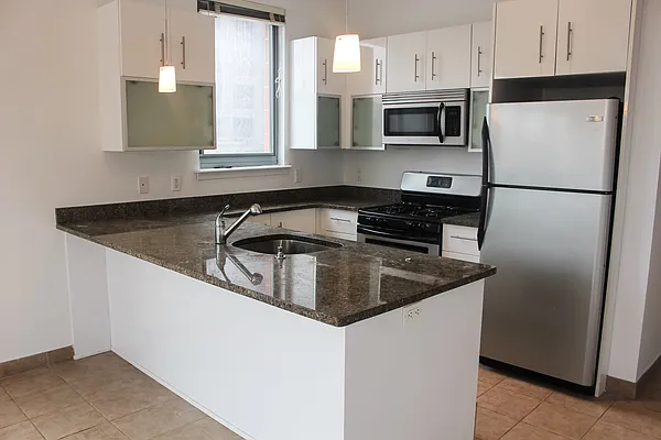 Rented by RES New York | media 27