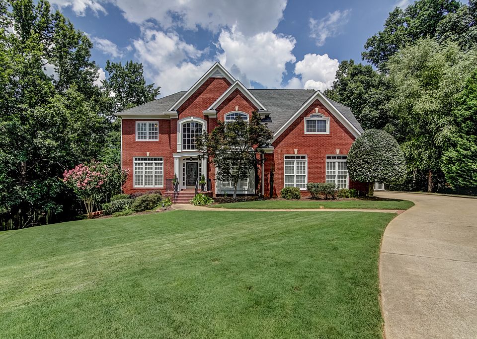 1st image of 541 Straton Chase SE