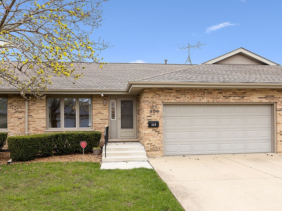 1st image of 809 Winter Park Dr