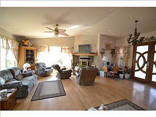 5th image of 152 Sierra Vista Dr