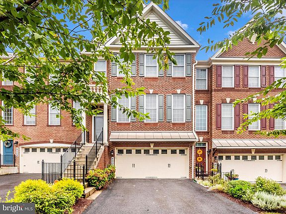 2nd image of 4307 Lariat Dr