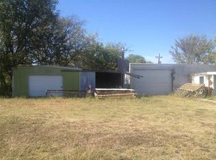 111 N 3rd Ave, Madill, OK 73446