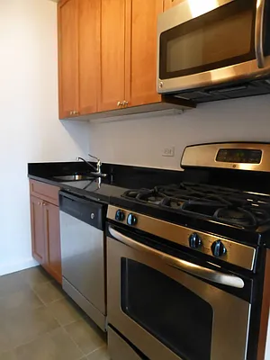 Rented by Keller Williams NYC | media 3