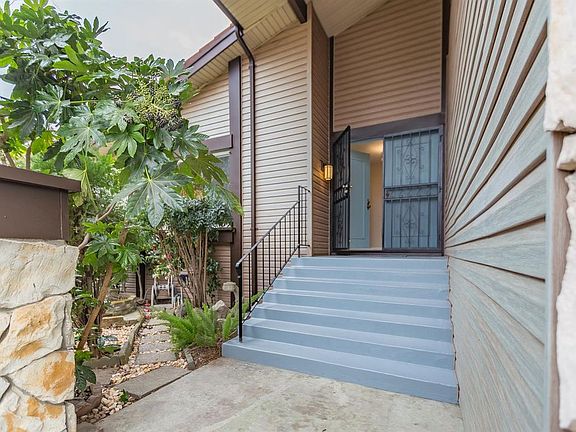 5th image of 9258 Sungold Way