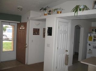 13 Paraiso Rd, Los Lunas, NM 87031