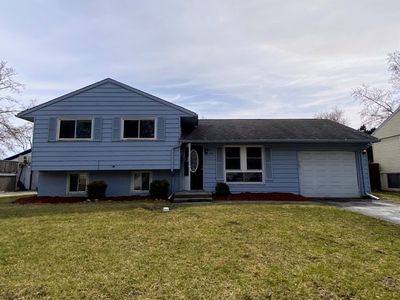216 E Maple Dr, Glenwood, IL, 60425