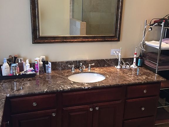 5th image of 722 McKinley Ln