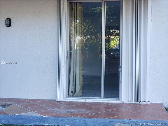 5th image of 1801 S Treasure Dr APT 127