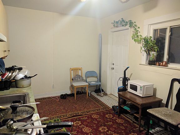 3rd image of 11 Herzog Pl APT 2