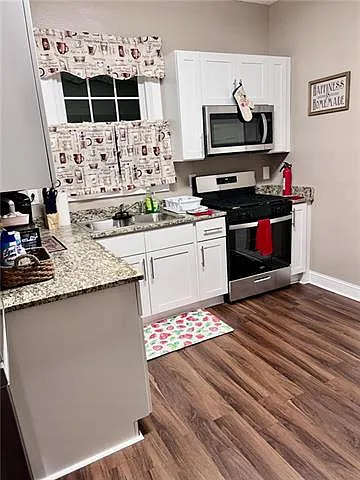 2 bed, 1.0 bath, 800 sqft, $1,650 — Photo 4