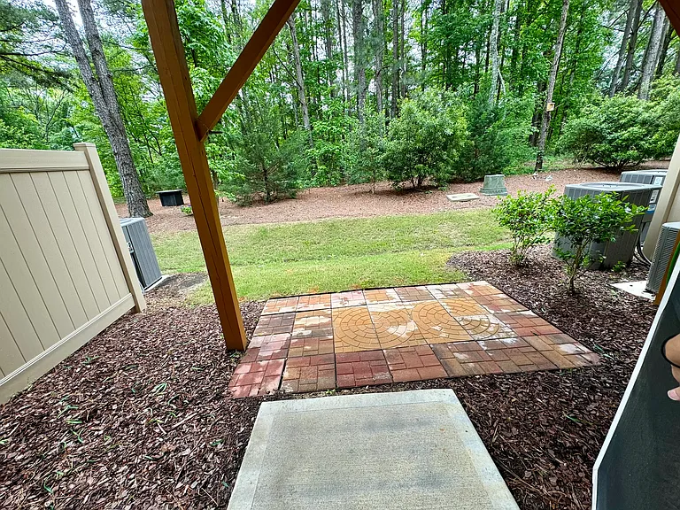 1025 Lathrop Ln — Photo 44