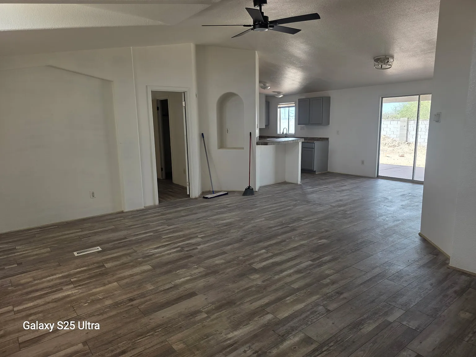 3 bed, 1792 sqft, $1,600 — Photo 4