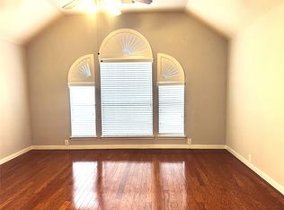 2910 Sandleigh Dr #2910, Spring, TX 77388