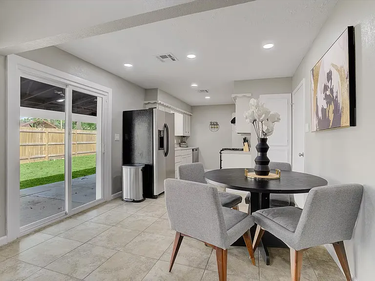 23919 Hunter Spring Cir — Photo 6